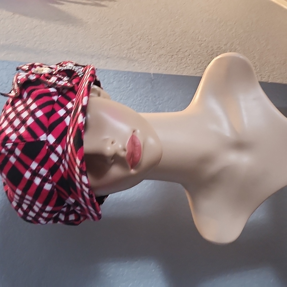 Clique hat